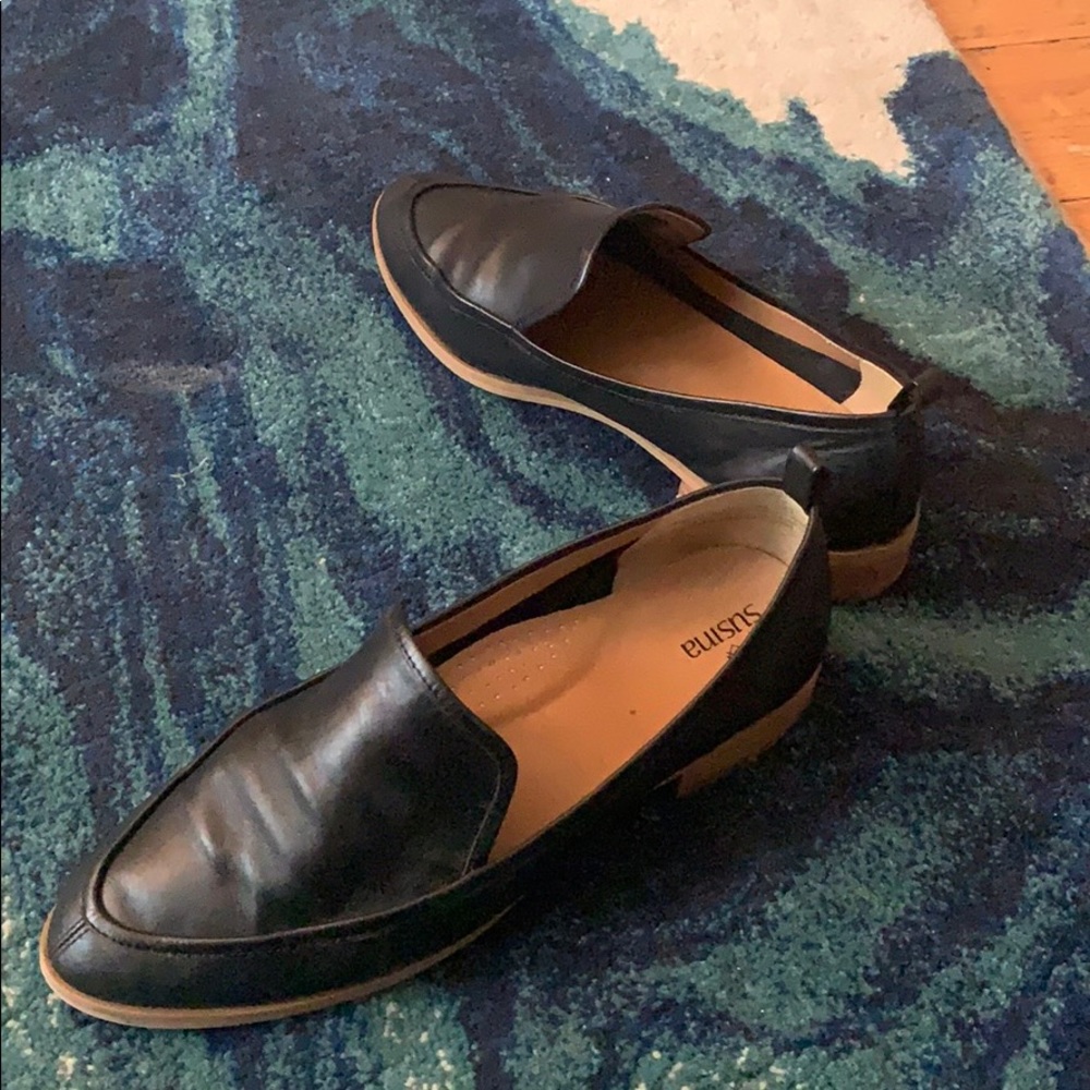 Susina Loafers in black leather
